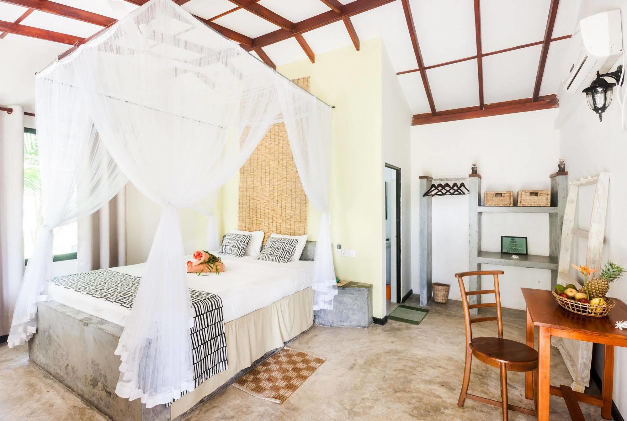 Nature Villa (Adults Only) Унаватуна Экстерьер фото
